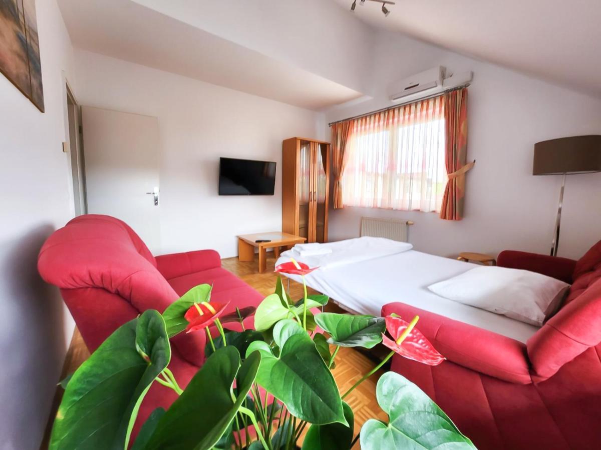 Guest House Mlada Lipa Марибор Екстериор снимка