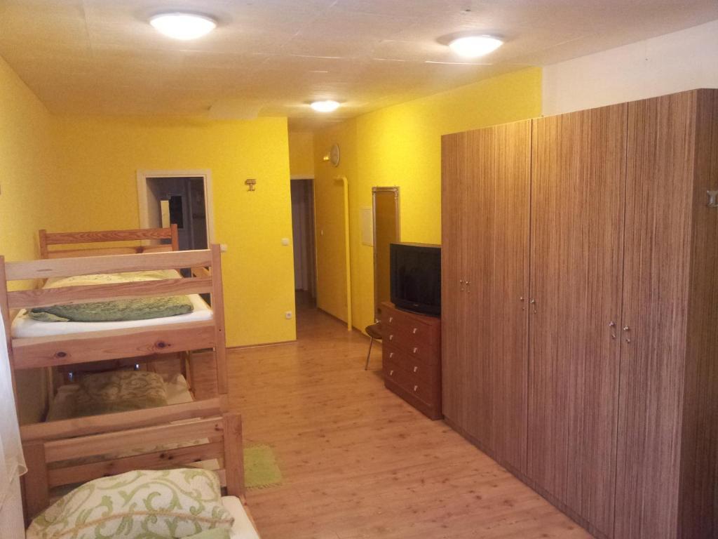 Guest House Mlada Lipa Марибор Стая снимка
