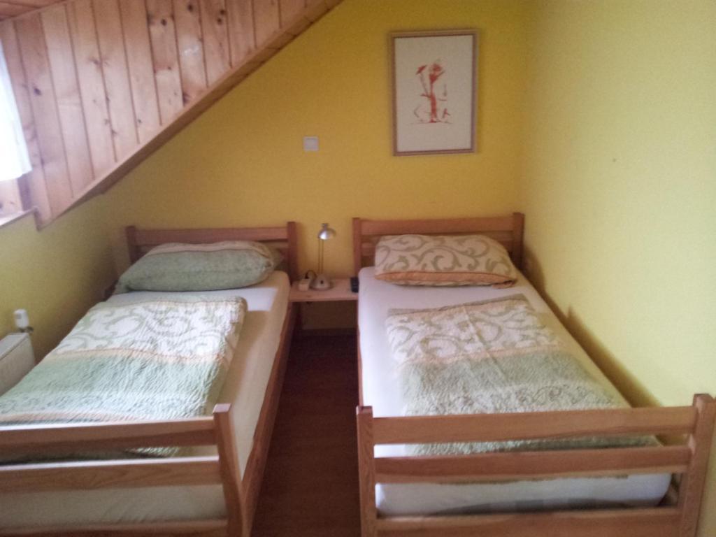 Guest House Mlada Lipa Марибор Стая снимка